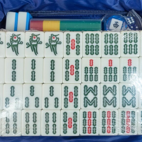 Mahjong Set / 144 Two color Tiles / with Gustaria Bag - Picture 2 of 4